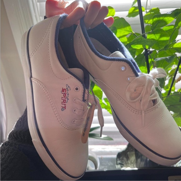 Preserved 1980s Easy Spirit Tennis shoes - Picture 2 of 7